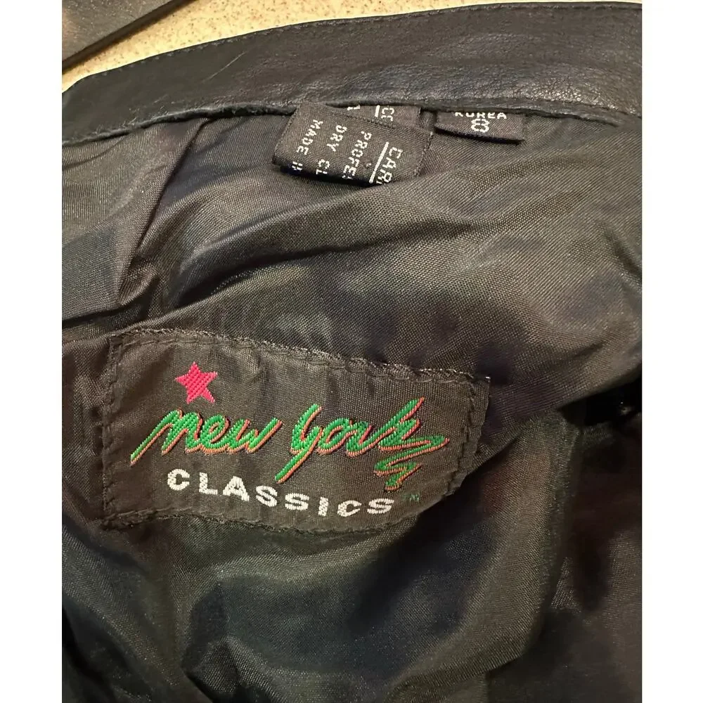 Vintage Black Leather High Waisted Skirt size 8 (runs small)